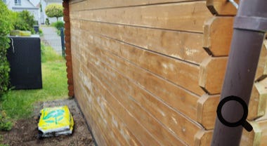 Gartenlaube Schleifen und Streichen